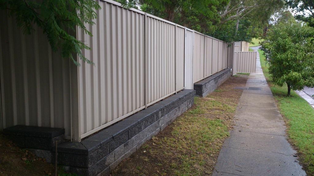 White Metal Fence and Concrete — Mt Riverview, NSW ¬¬— Eternal Landscapes
