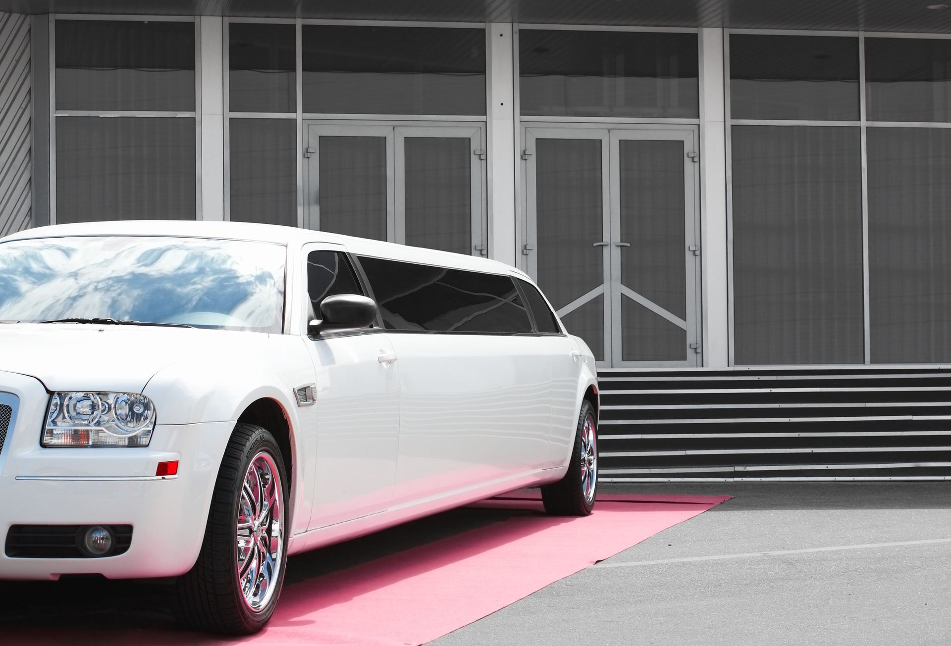 Limousine Service in Seattle, WA Limousine Service in Seattle, WA