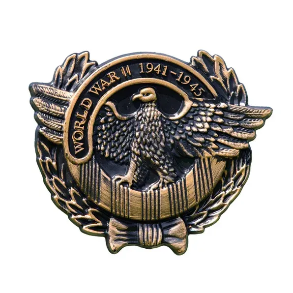 World War II 1941–1945 commemorative eagle emblem with laurel wreath and banner