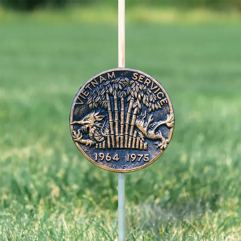 Viet Nam Service medal with palm trees and dragons, dated 1964–1975
