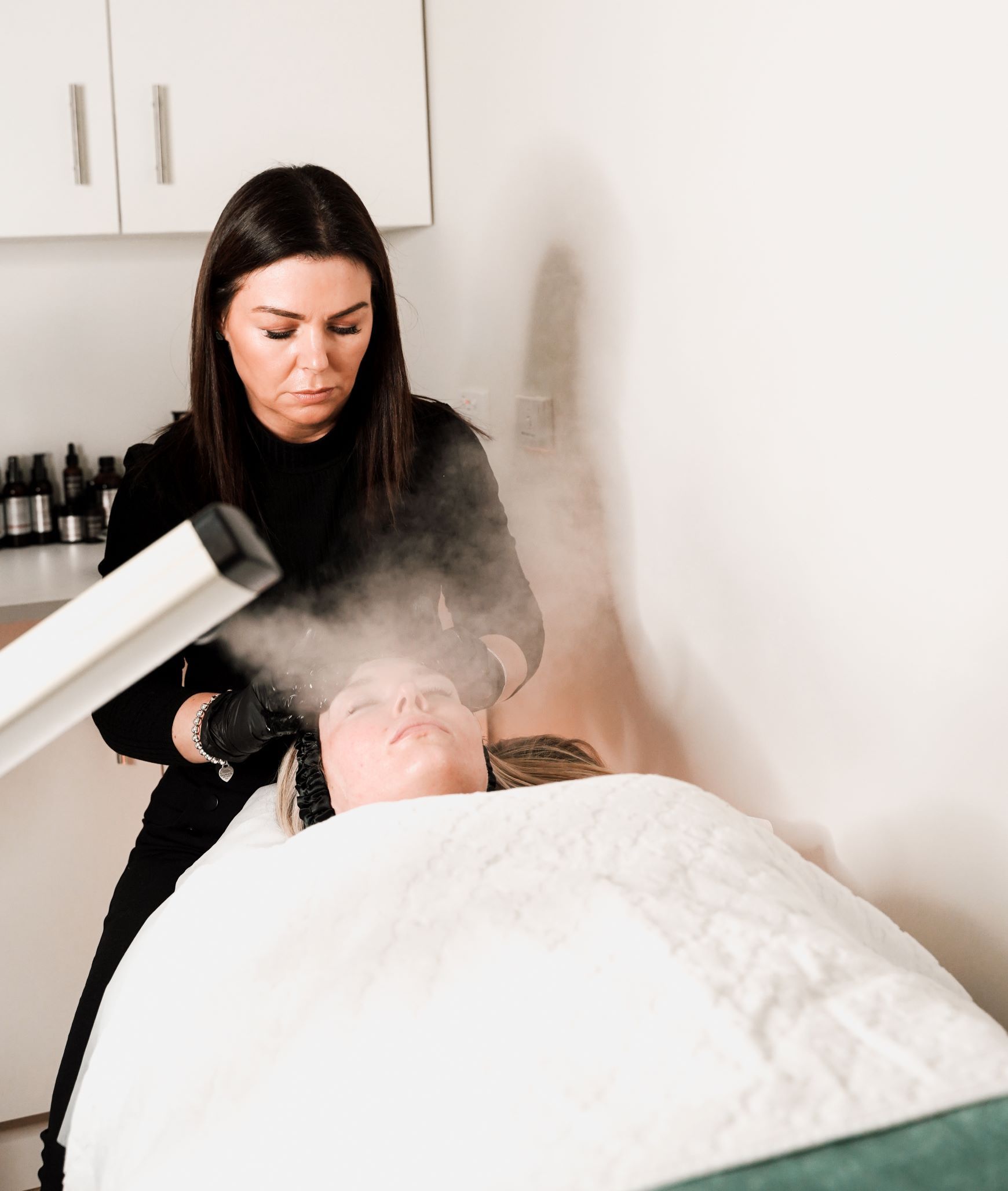 Jess from HUSH Clinical – one of Australia’s first to offer exosome skin needling and pain-free HIFU. 30 years’ experience
