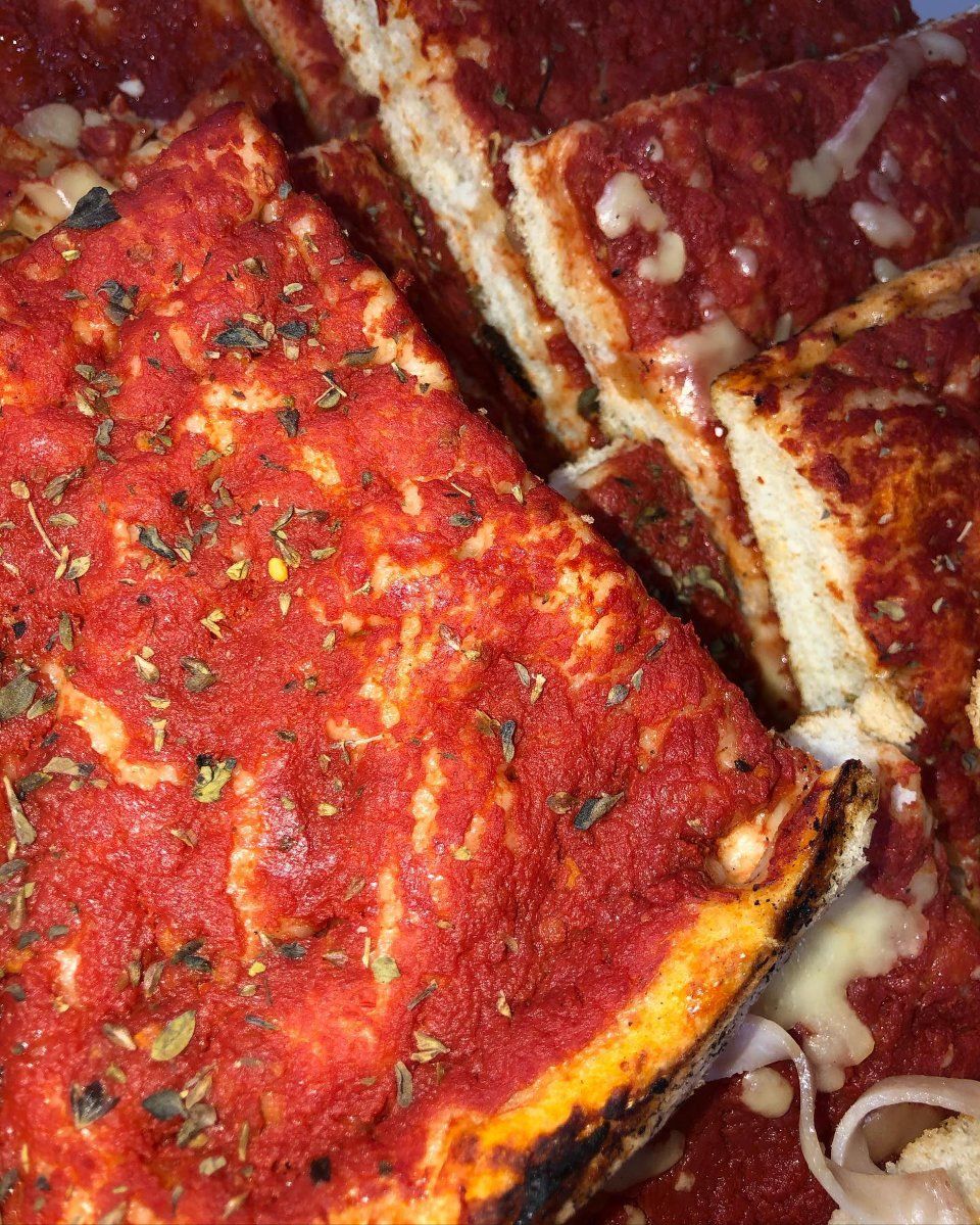 Pizza marinara