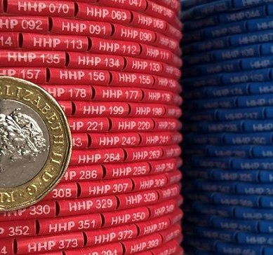 Identimark hedgehog labels in red and blue