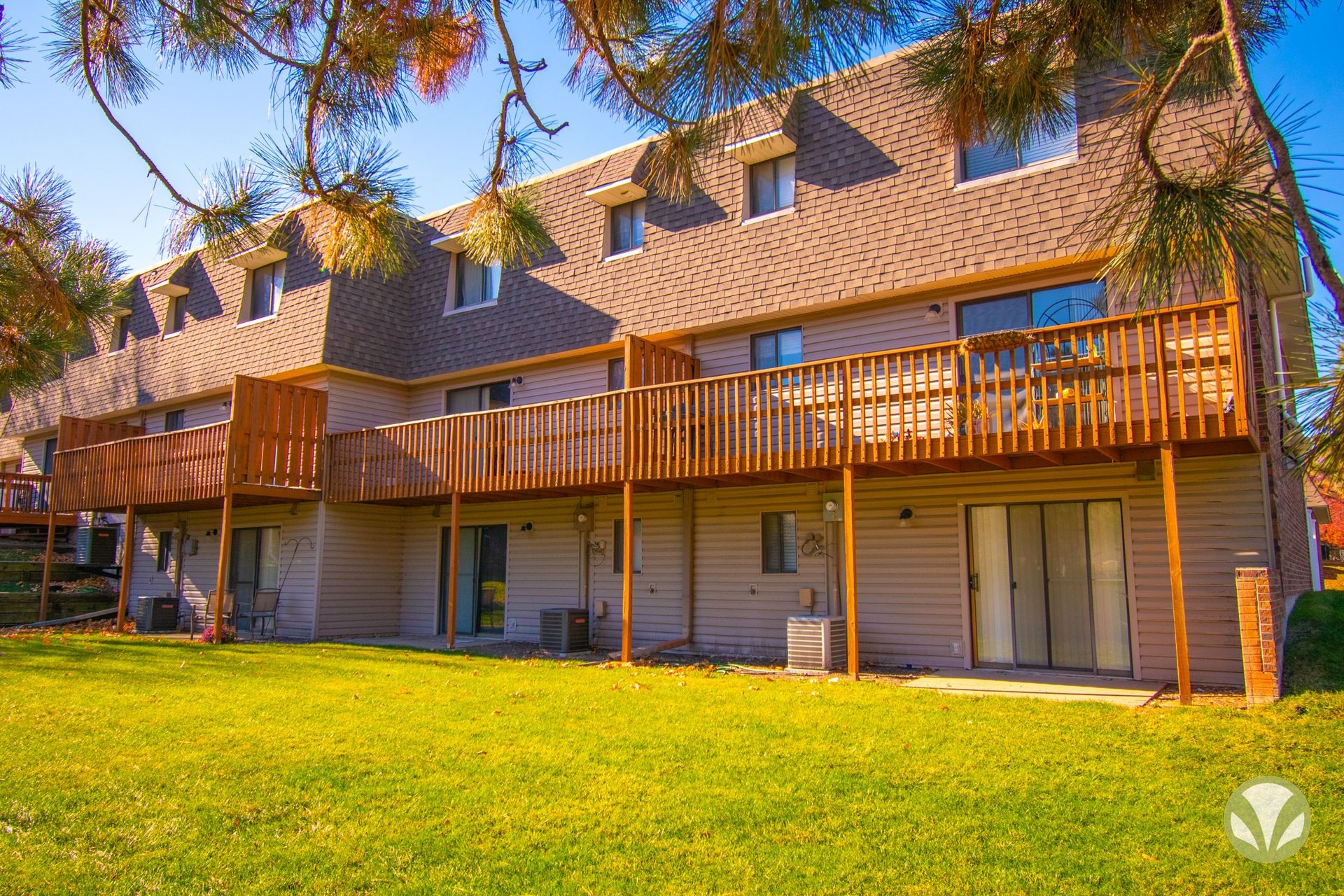 Chateau Development, LLC. Lincoln's Best Luxury Apartments