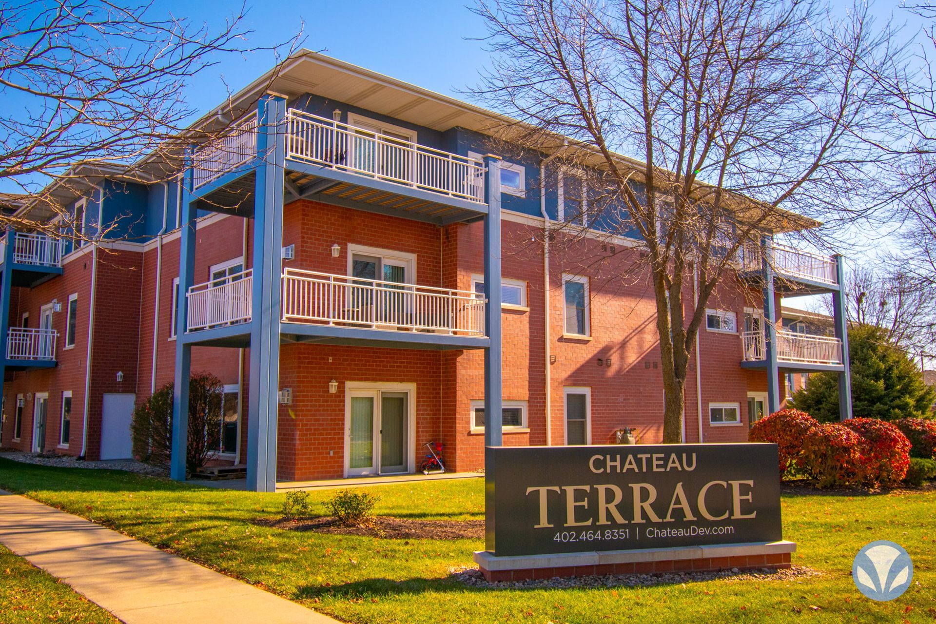 Chateau Terrace - Image 1