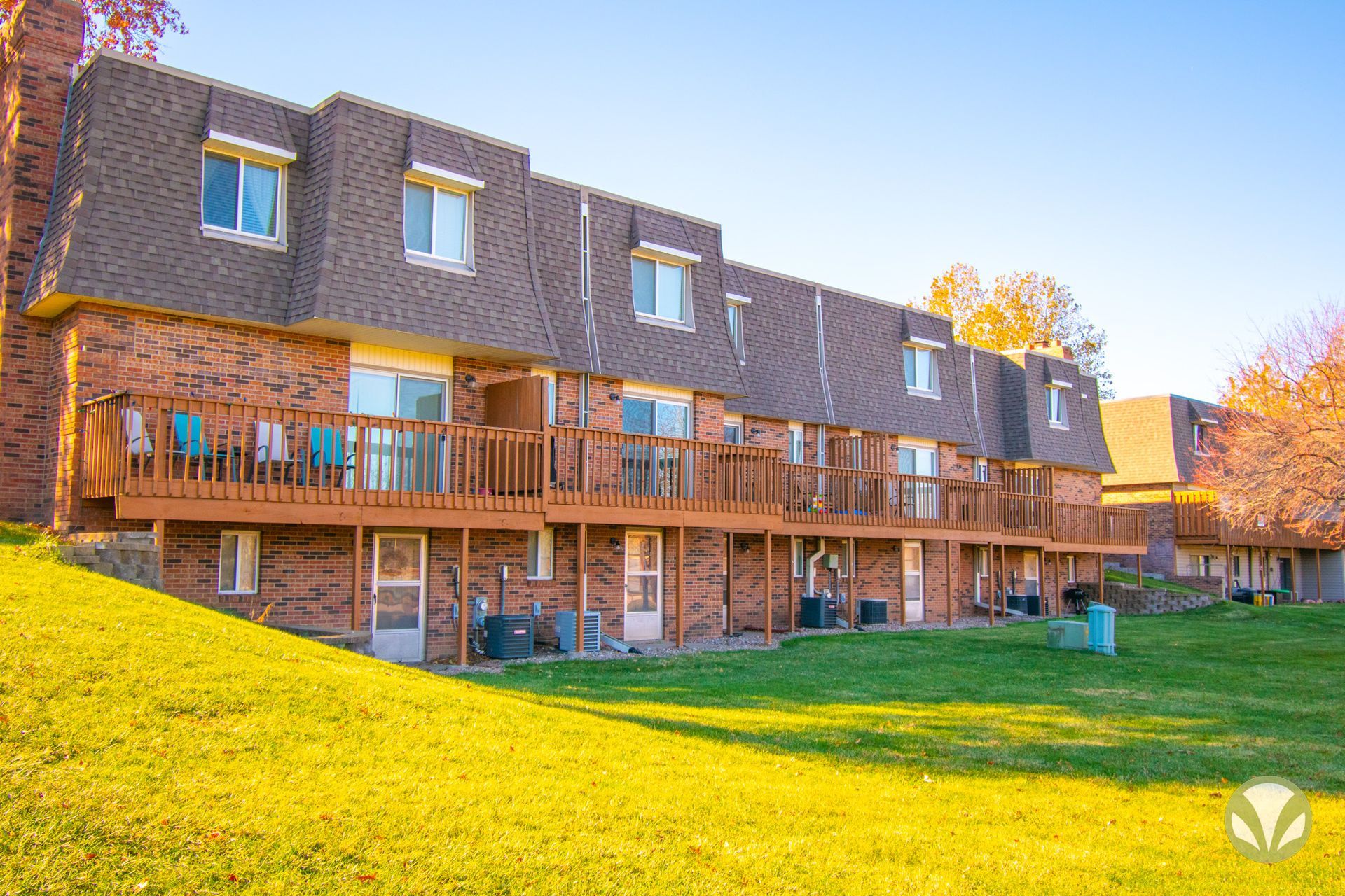 Chateau Townhomes - Image 7