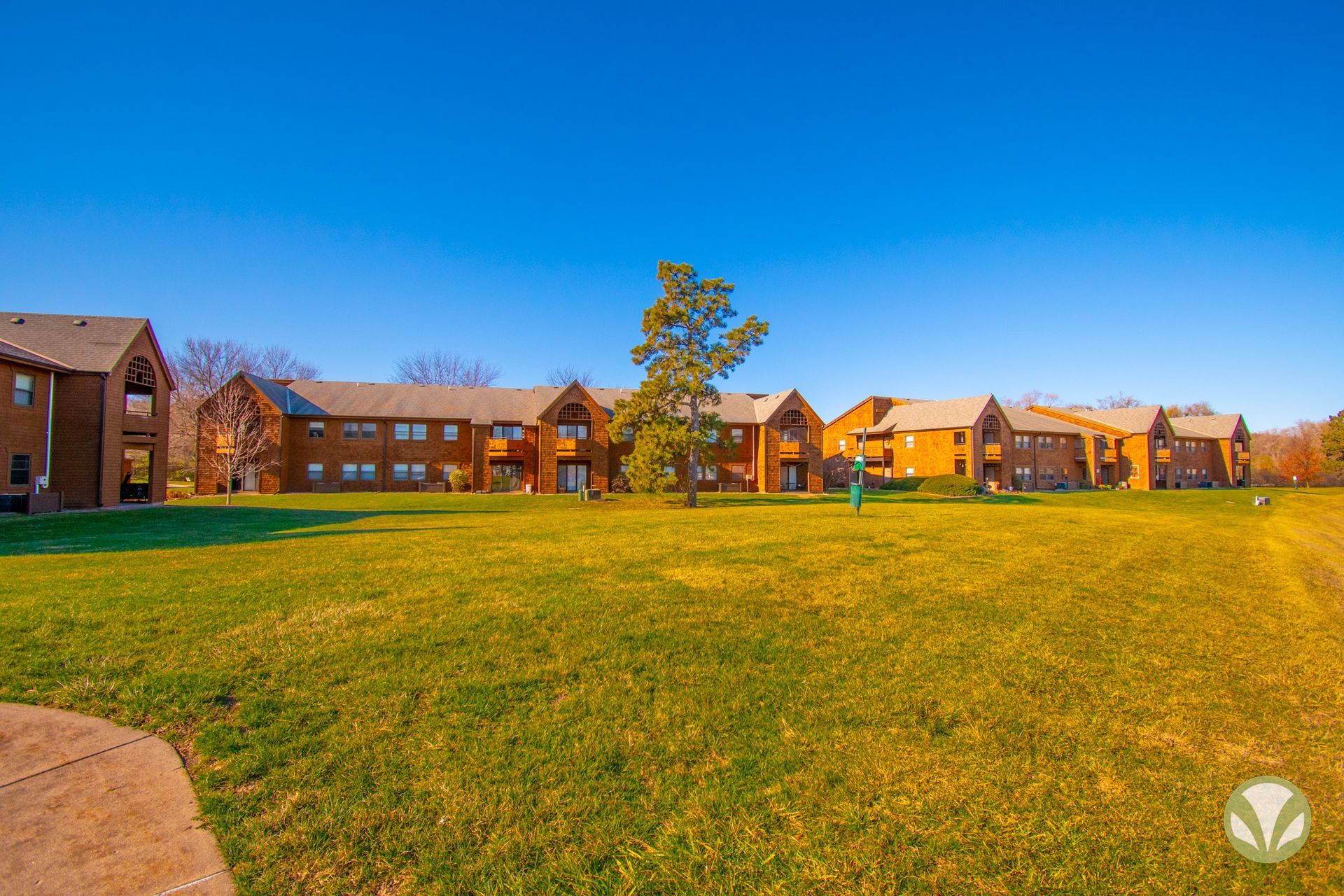 Chateau Meadows - Image 4