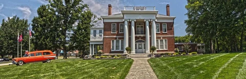 McReynolds Nave & Larson Funeral Home in Clarksville, TN