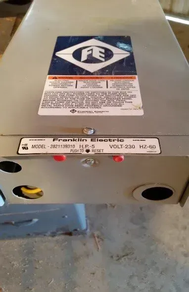 a box with a label on it that says fe on it .