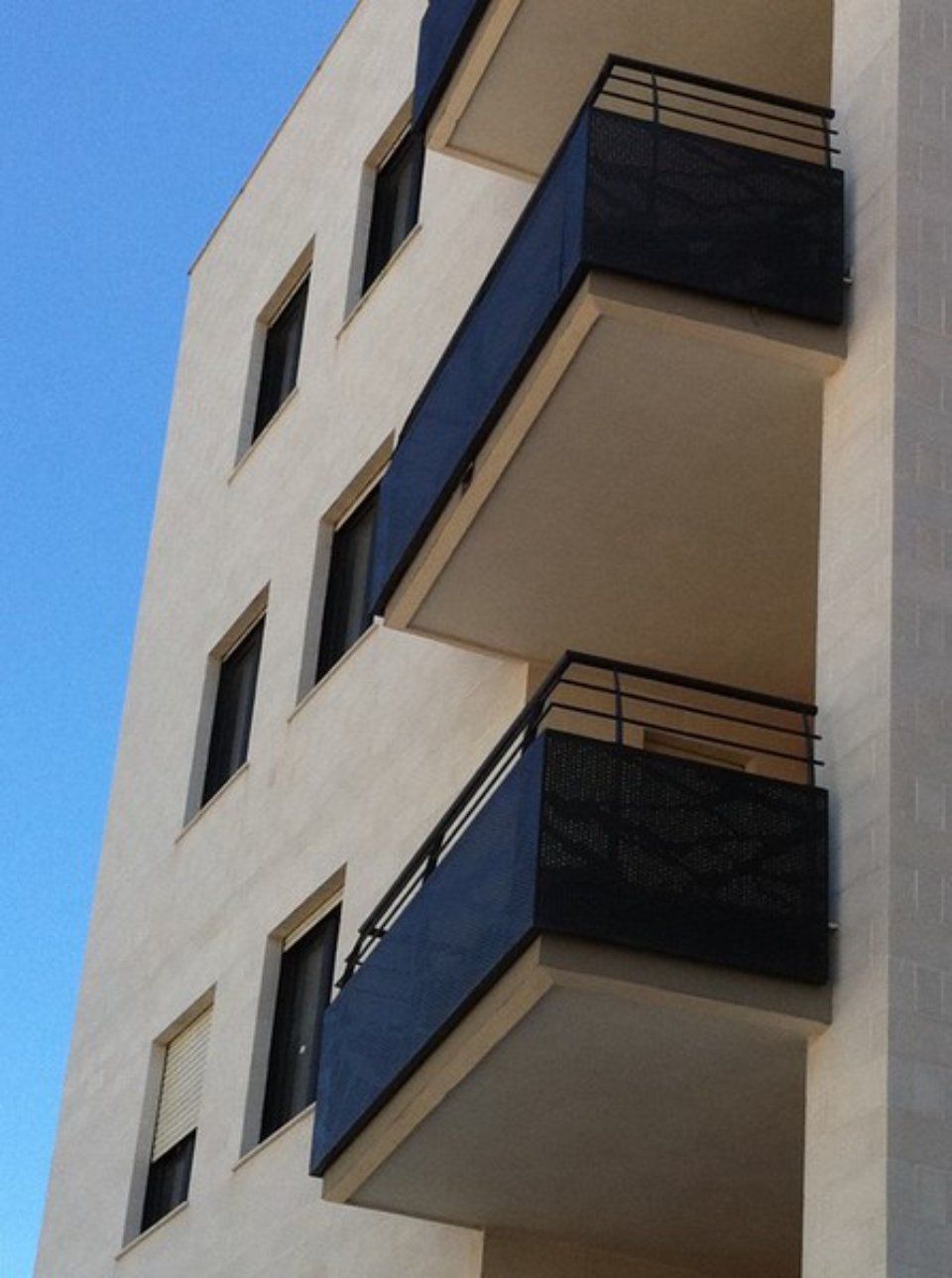parapets for balconies