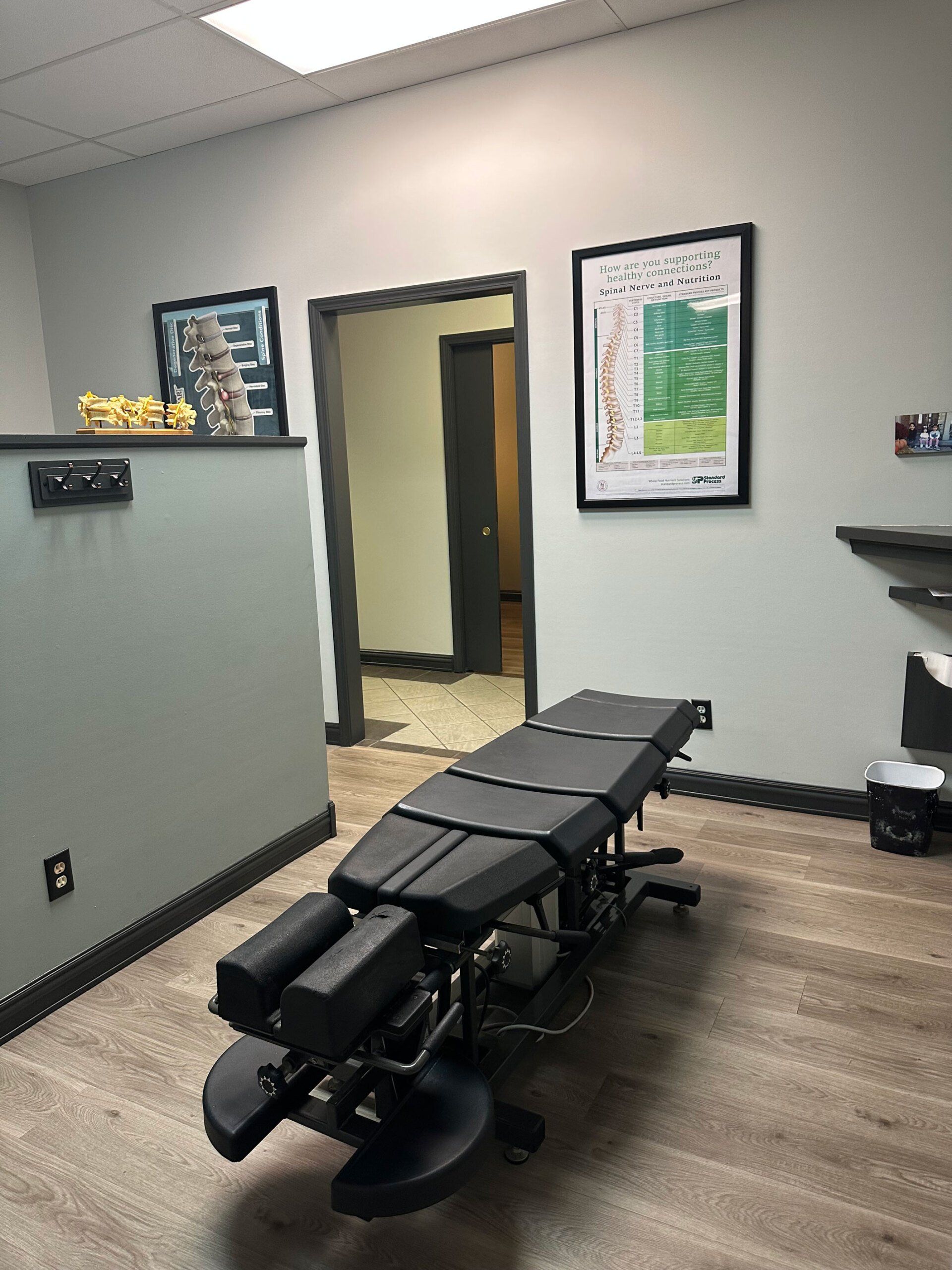 Chiropractic Clinic With Black Apparatus | Munster, IN | Community Chiropractic Clinic | Munster, IN | Community Chiropractic Clinic