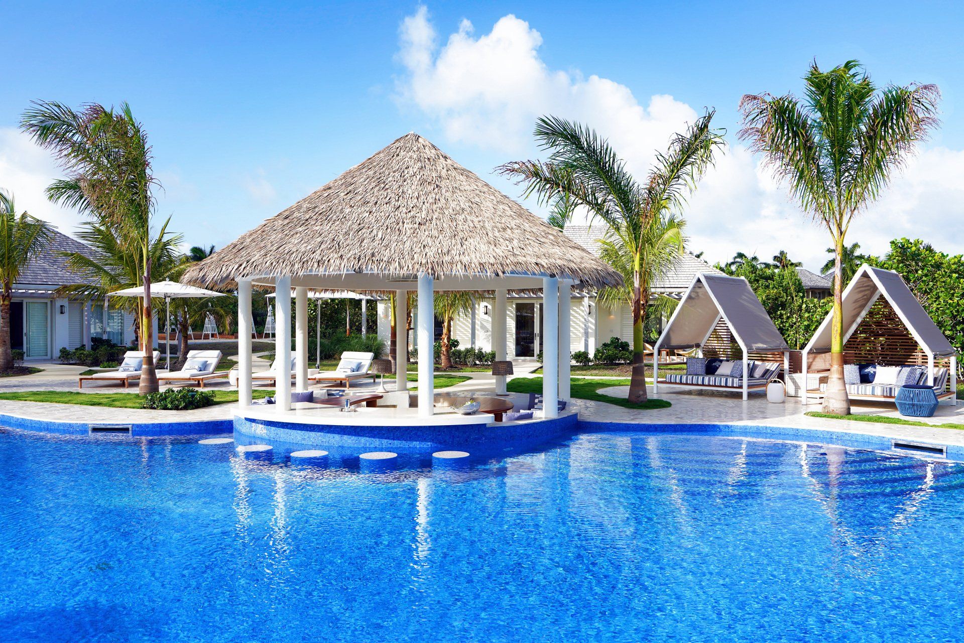Ty Compton villa pool