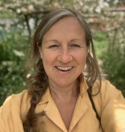 Sarah Jane Heath, Trainee Gestalt Psychotherapist.