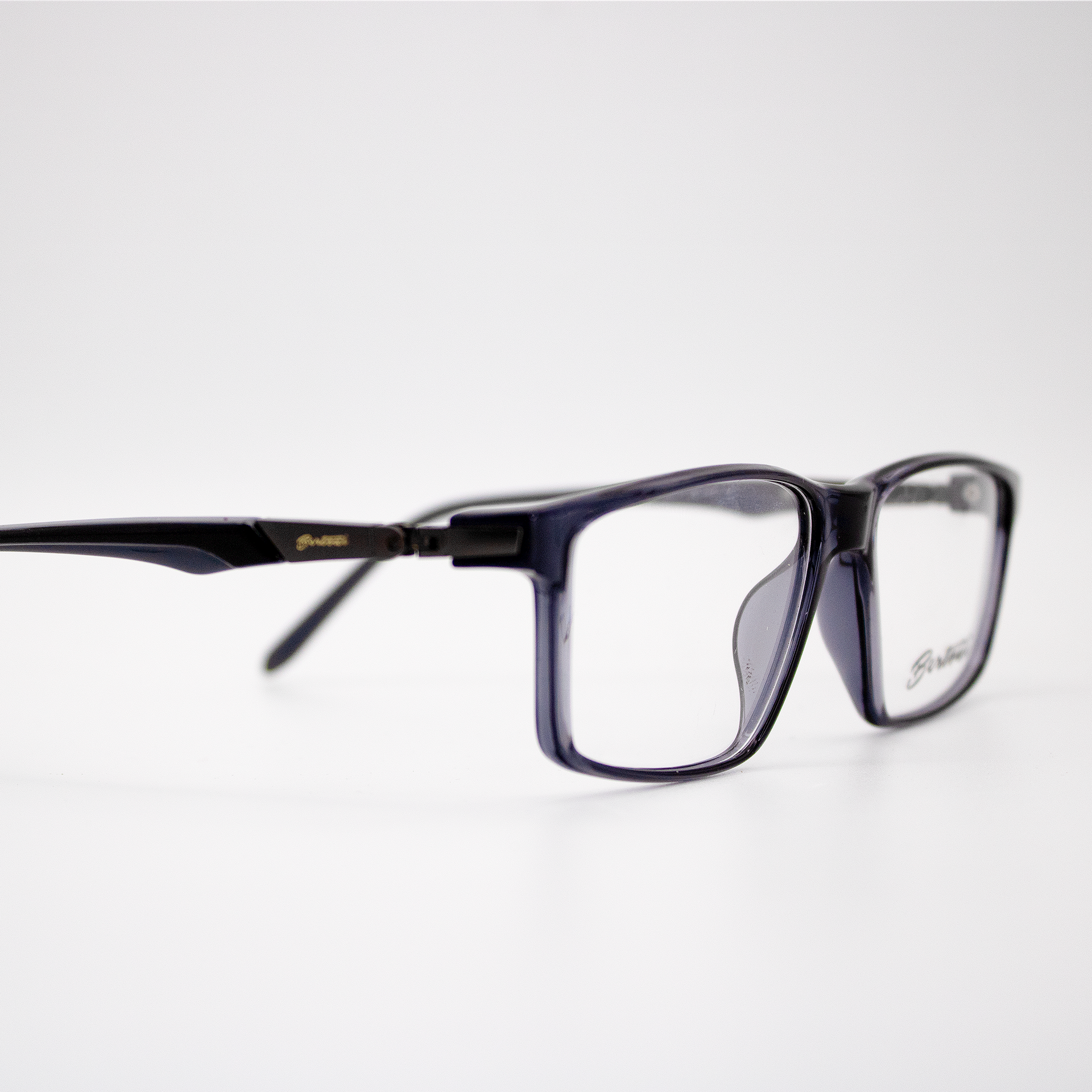 Linha Masculina de Óculos - Ótica Indaiá