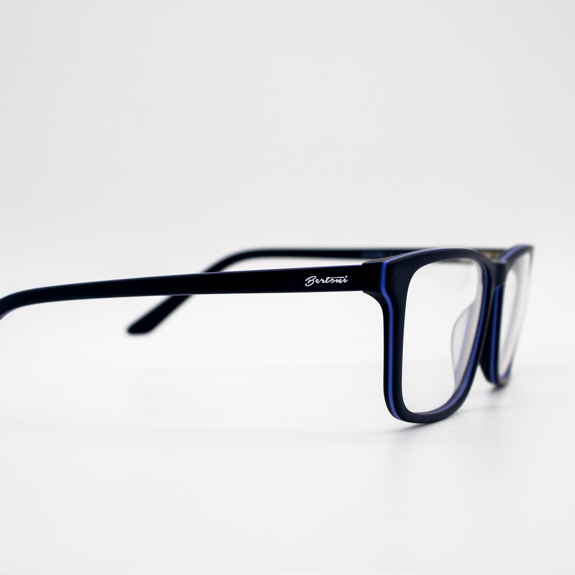 Linha Masculina de Óculos - Ótica Indaiá