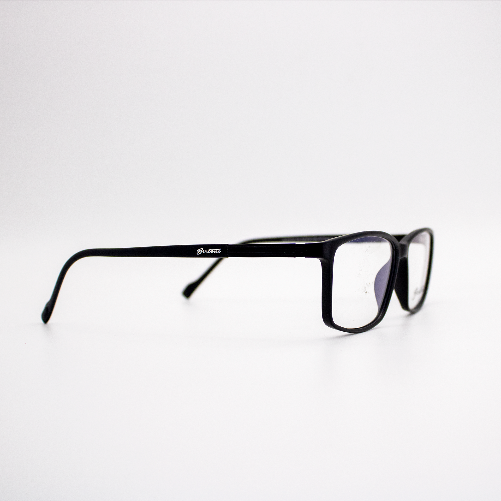 Linha Masculina de Óculos - Ótica Indaiá