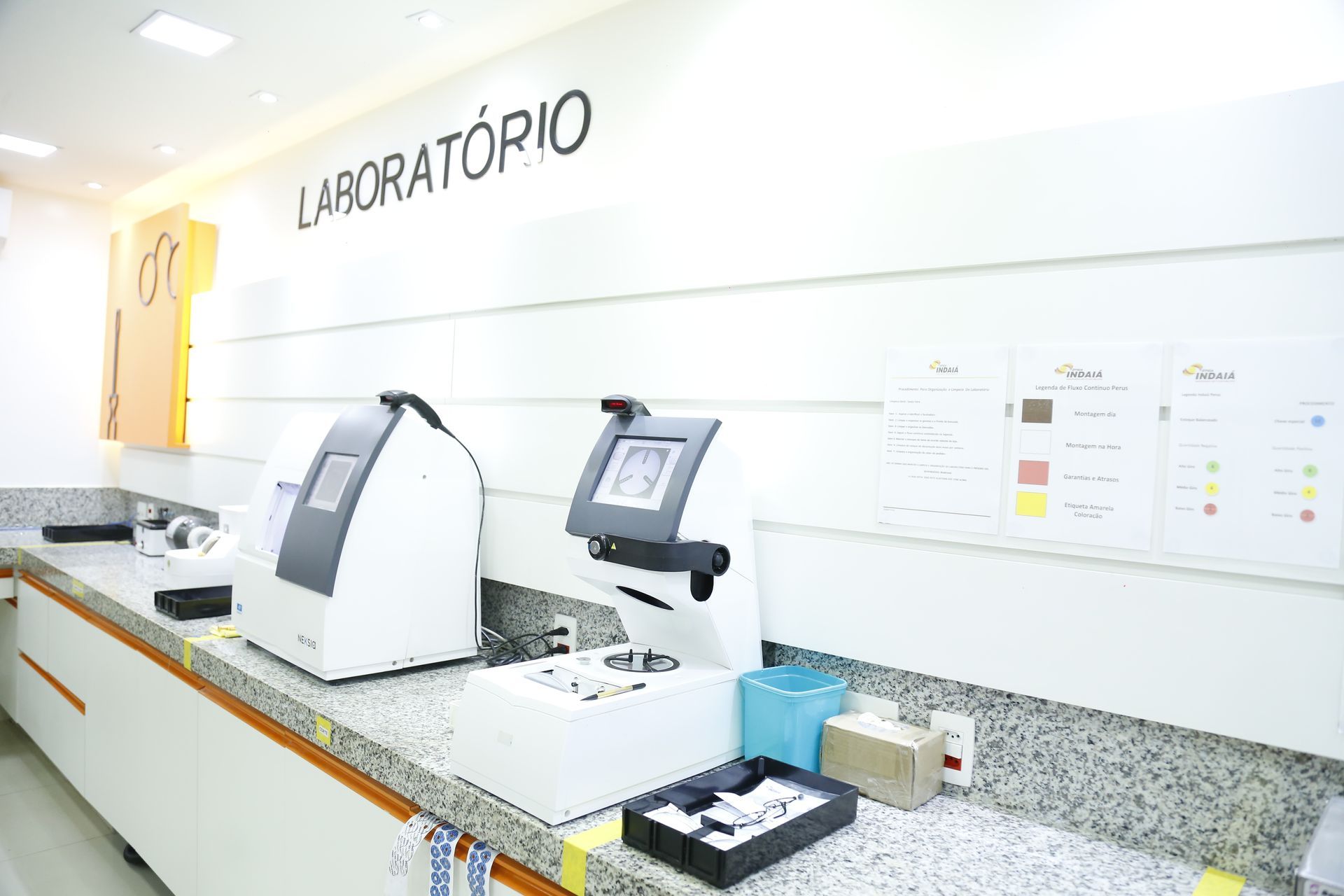 Laboratório na  Ótica Indaiá