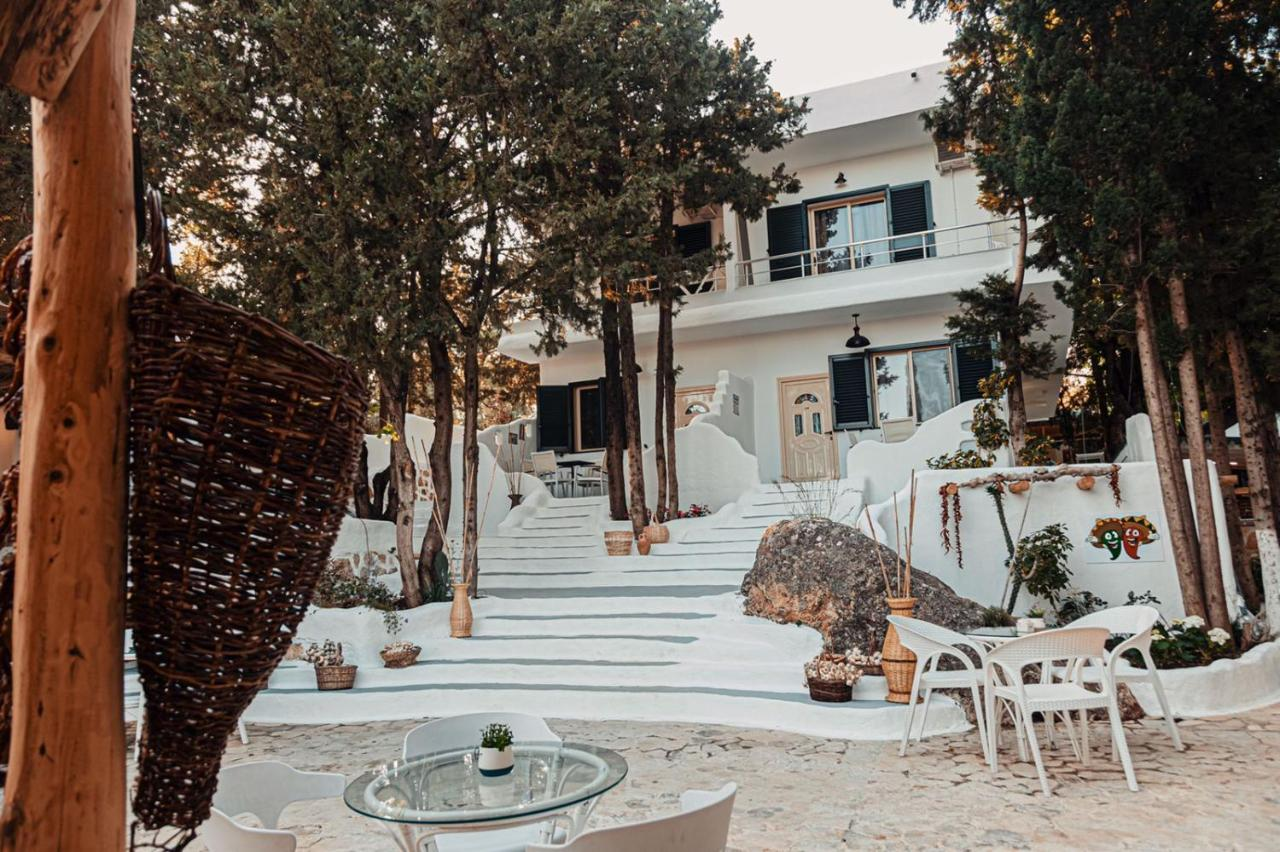 Chili's Hotel - Dhermi