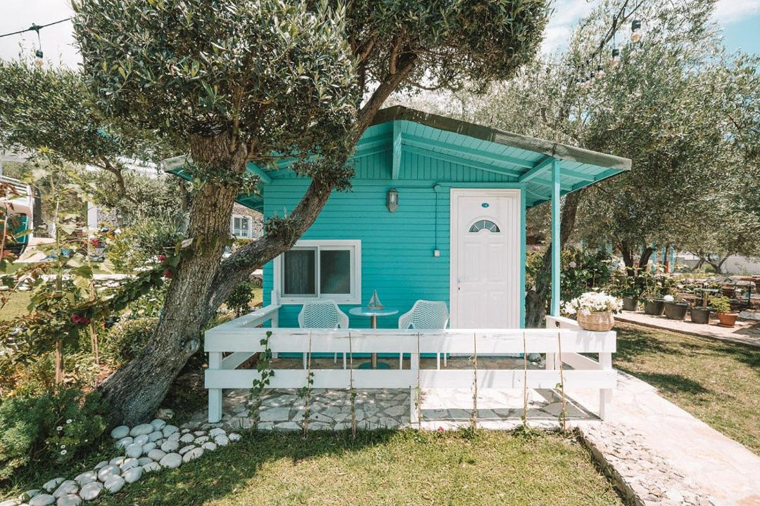 hotels in dhermi