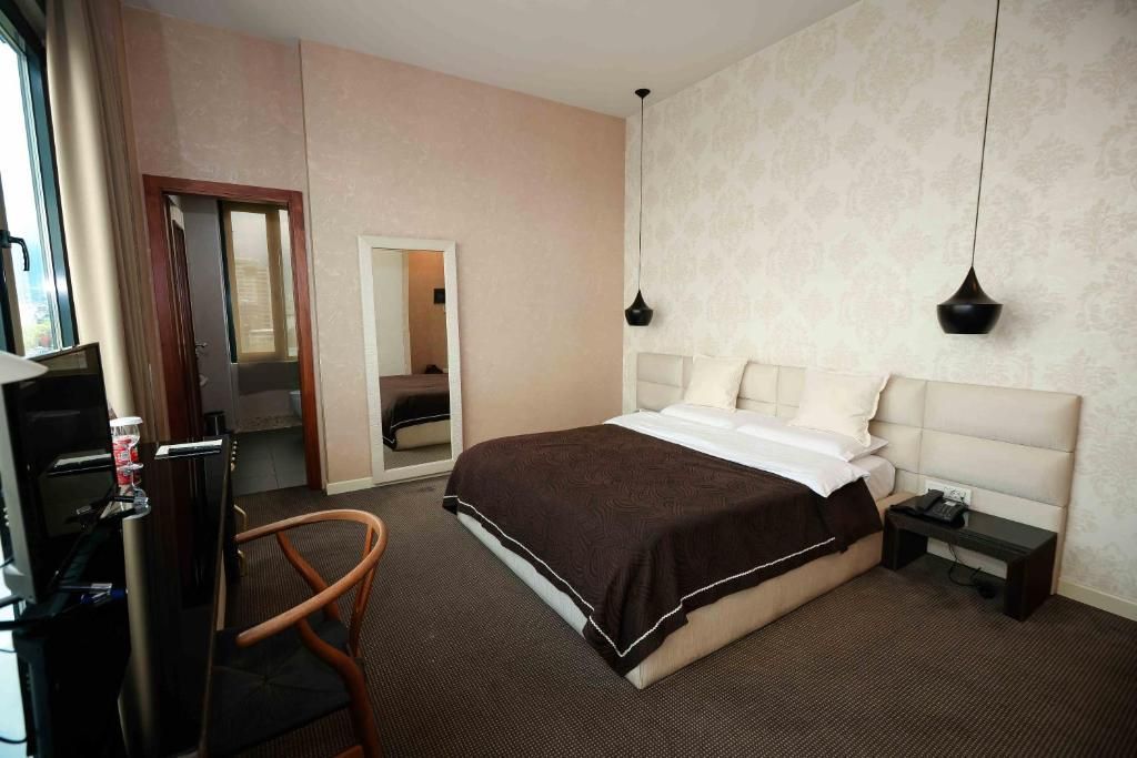 Double Room at La Boheme