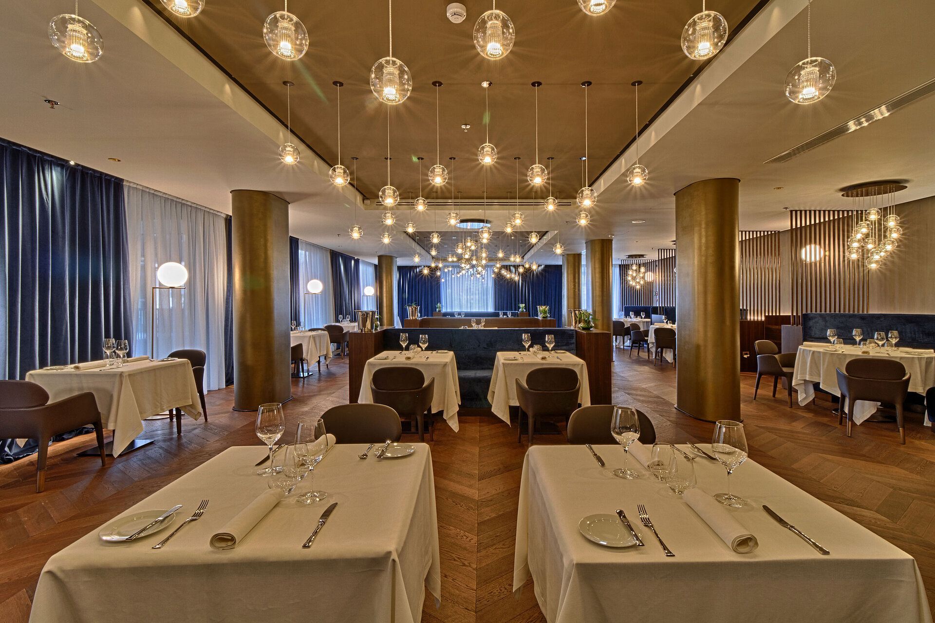 Savor Restaurant