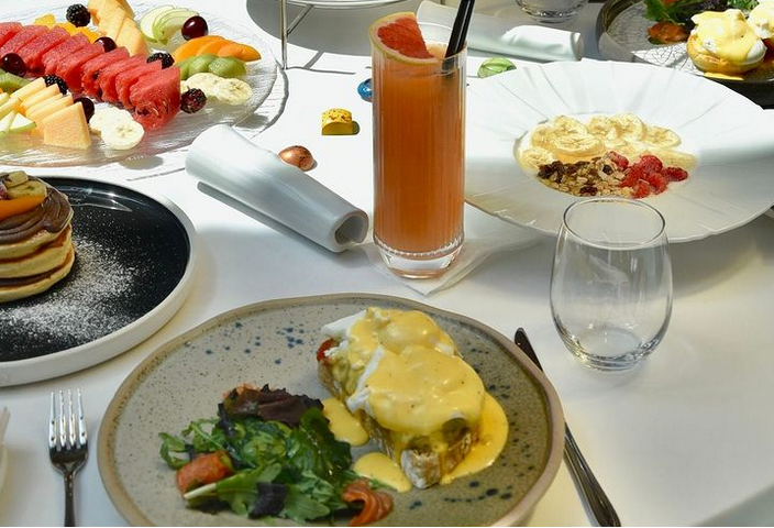 Breakfast & Brunch