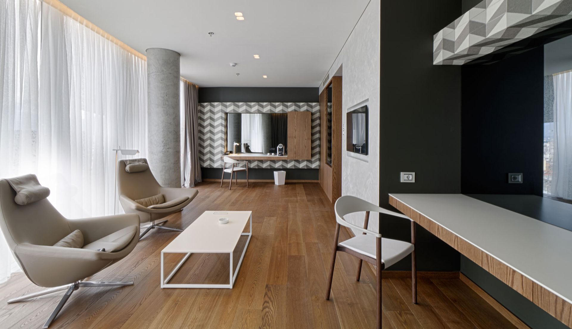 Deluxe Double Room with Balcony
