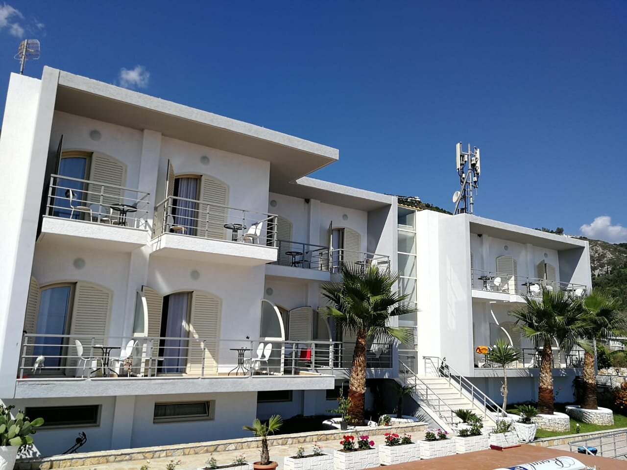 qeparo beach