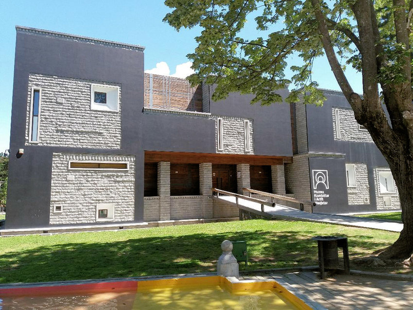 Visit the National Museum of Medieval Art
