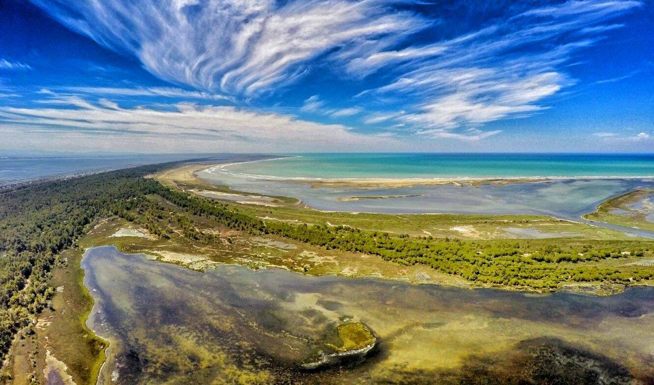 karavasta lagoon