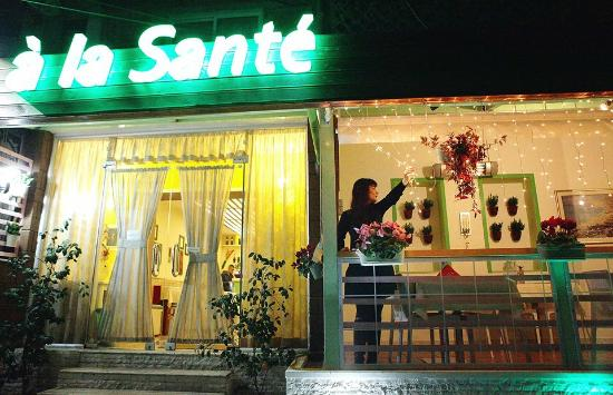 restaurants in tirana
