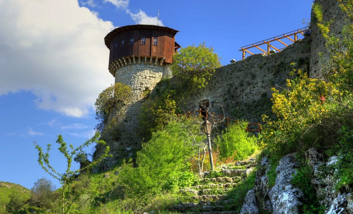 Petrela Castle