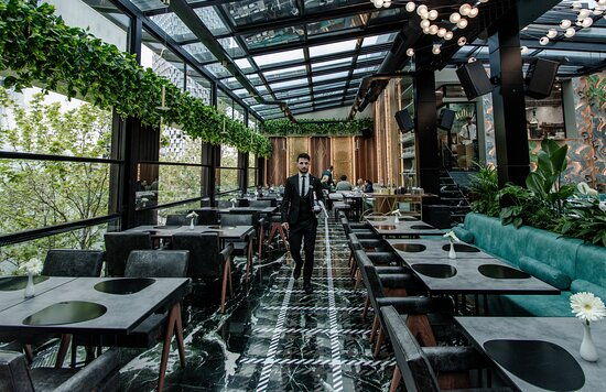 restaurants in tirana