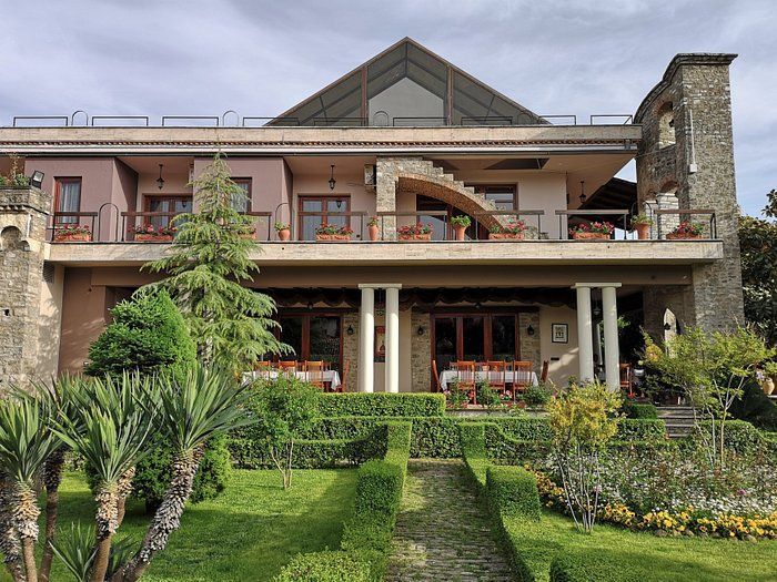 Real Scampis Hotel