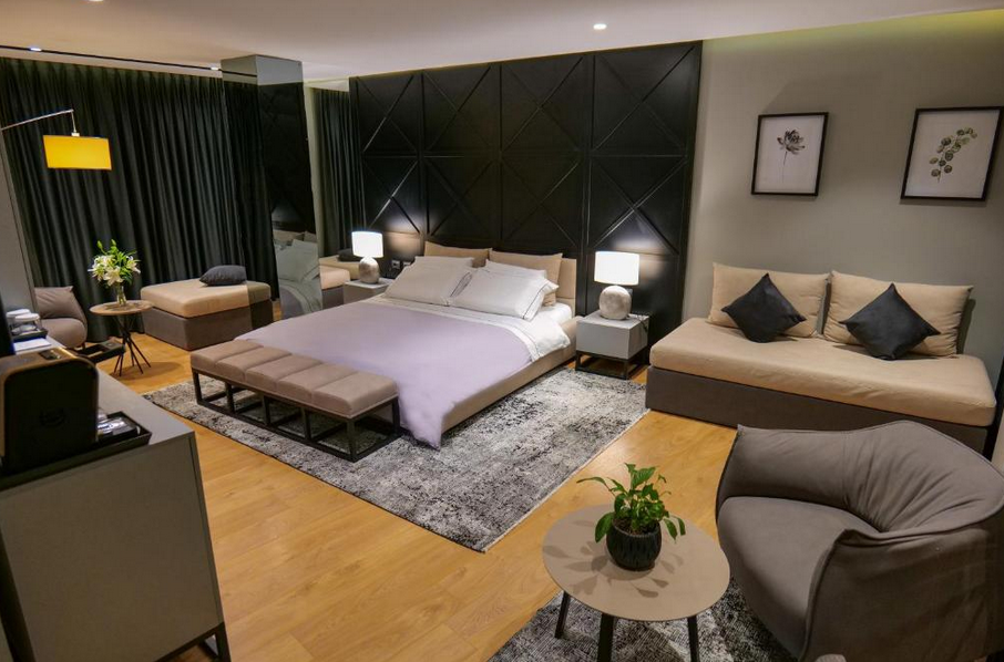Executive Suite