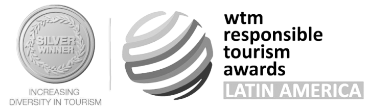 Um logotipo para o prêmio wtm de turismo responsável na américa latina