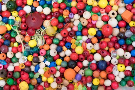 Perlenschmuck an de Schule Iserbrook Perlenschmuck an de Schule Iserbrook