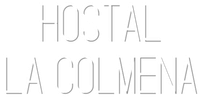Texto que dice “HOSTAL LA COLMENA” en gris claro sobre un fondo blanco
