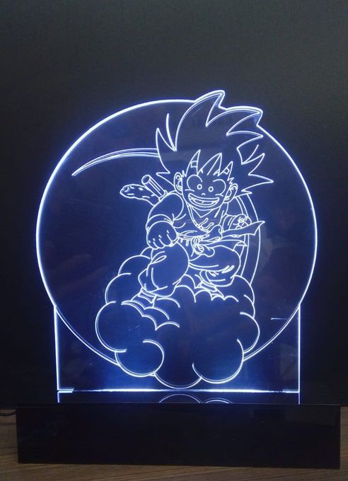 ARTE Y DISEÑO EN ACRÍLICO SOLÍS