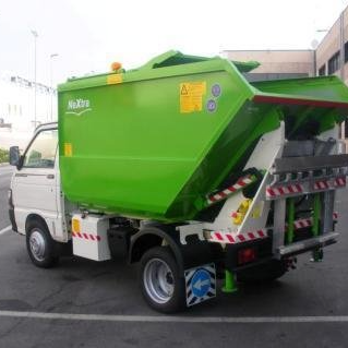 automezzi e spazzatrici scau ecologica