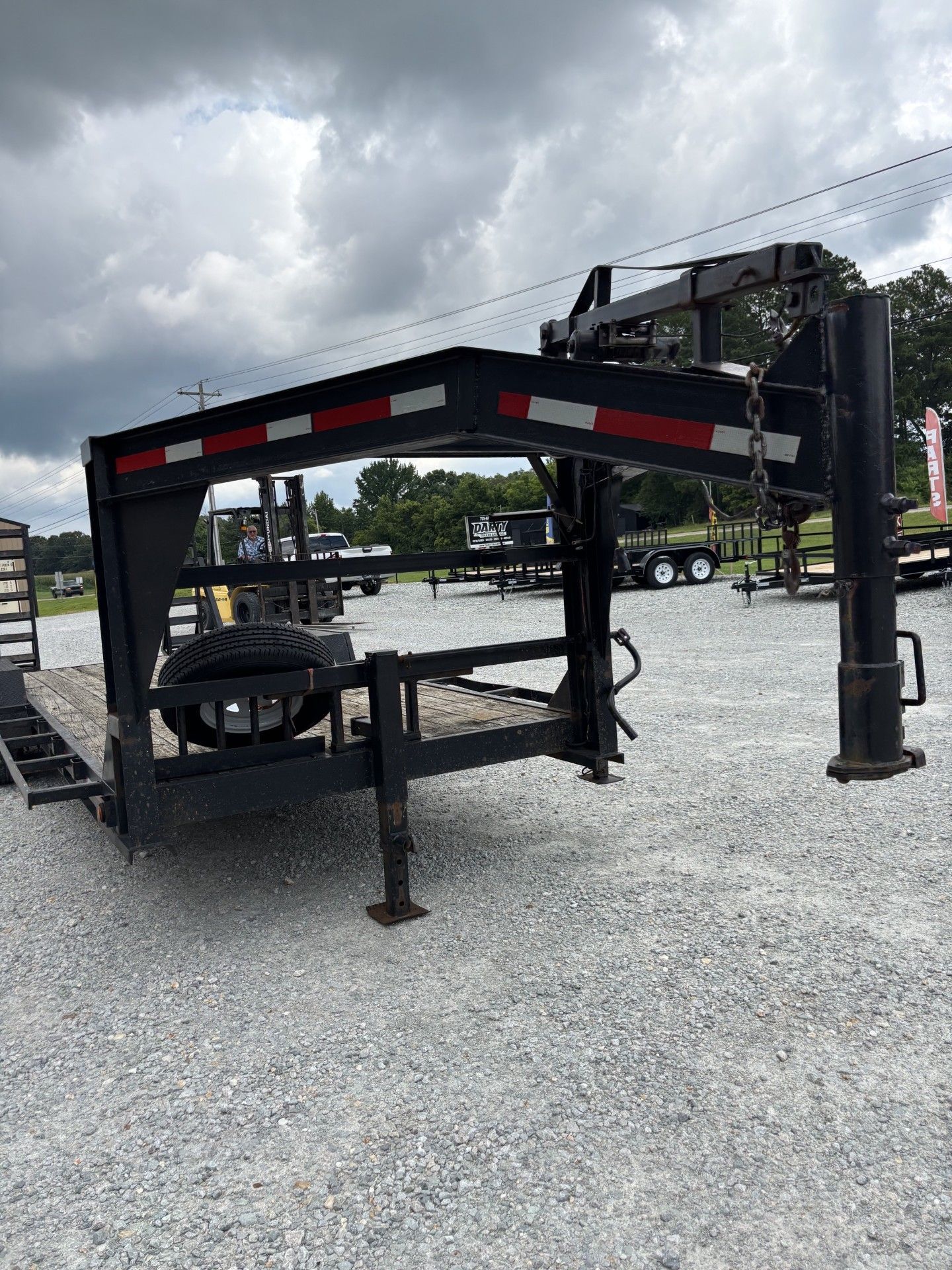 24ft equipment gooseneck 