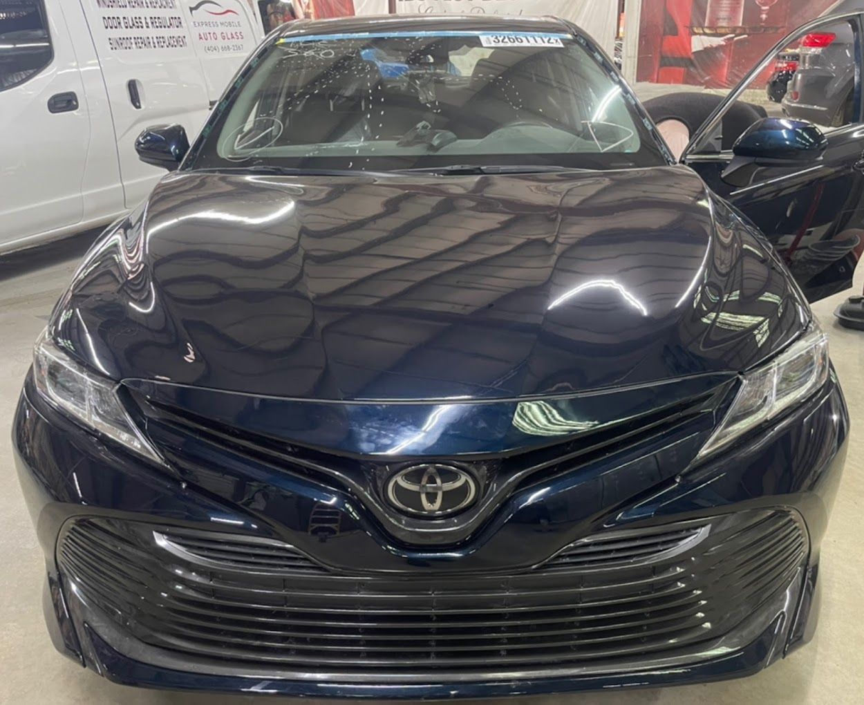 Toyota Camry windshield replacement in Grayson, GA Toyota Camry windshield replacement in Grayson, GA