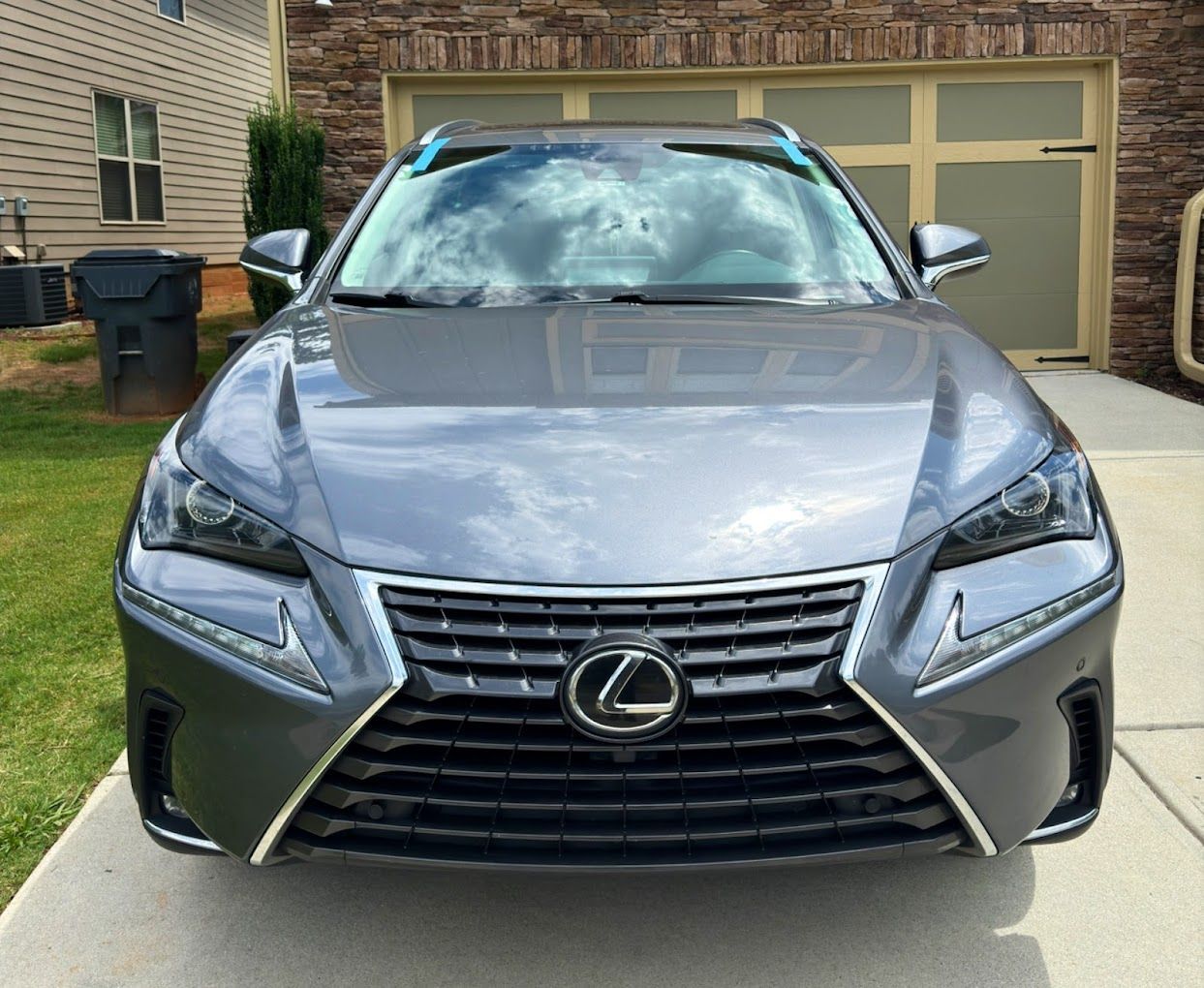 Mobile windshield replacement in Buford, GA Mobile windshield replacement in Buford, GA