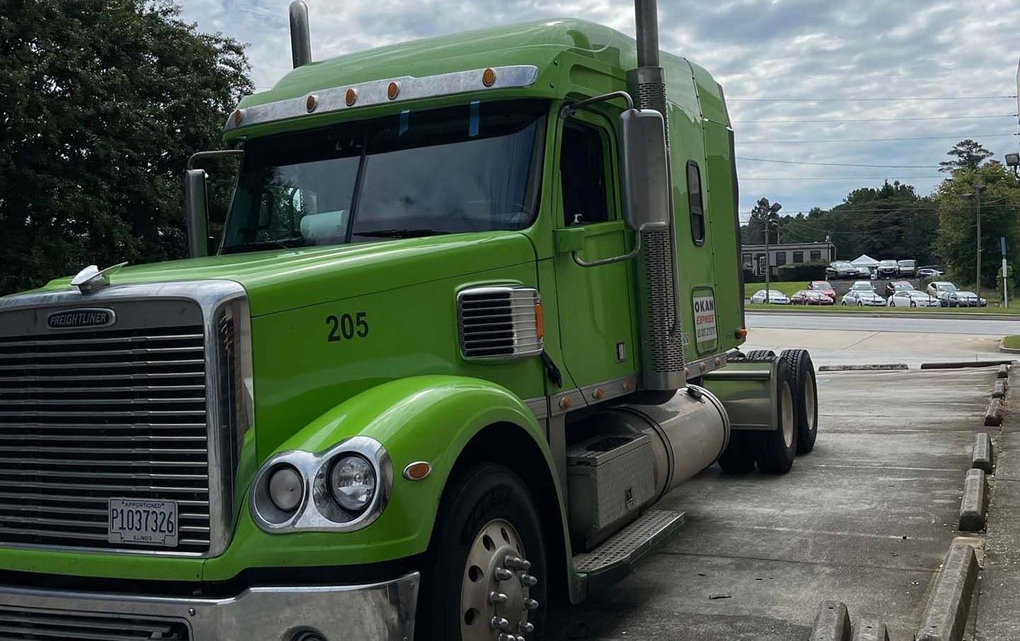 Semi-Truck glass repair in Lawrenceville, GA