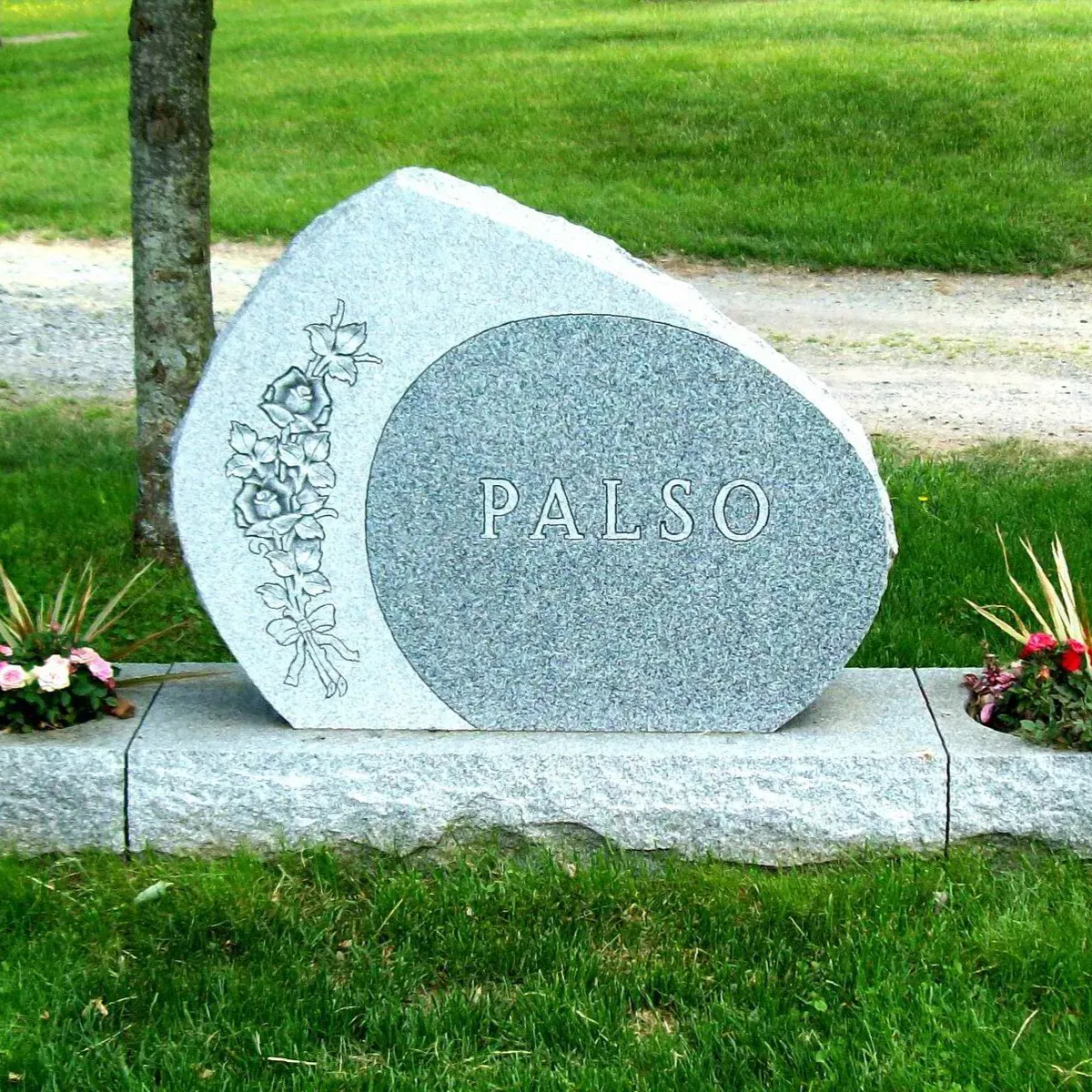 Home [www.labrakememorials.com]