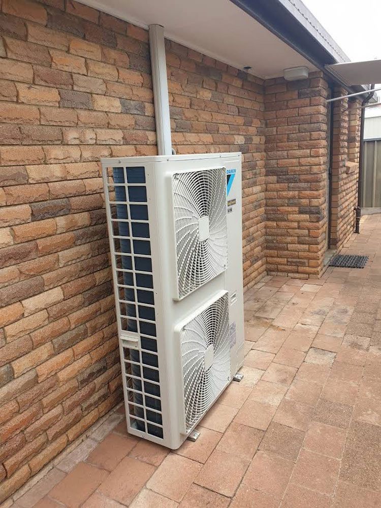 Dual-fan Air Conditioning — Premiair Refrigeration, Air Conditioning & Electrical in Tamworth, NSW