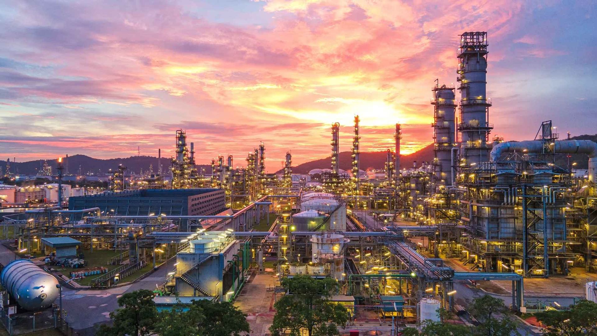 LoRaWAN heat meter monitoring at a petrochemical facility