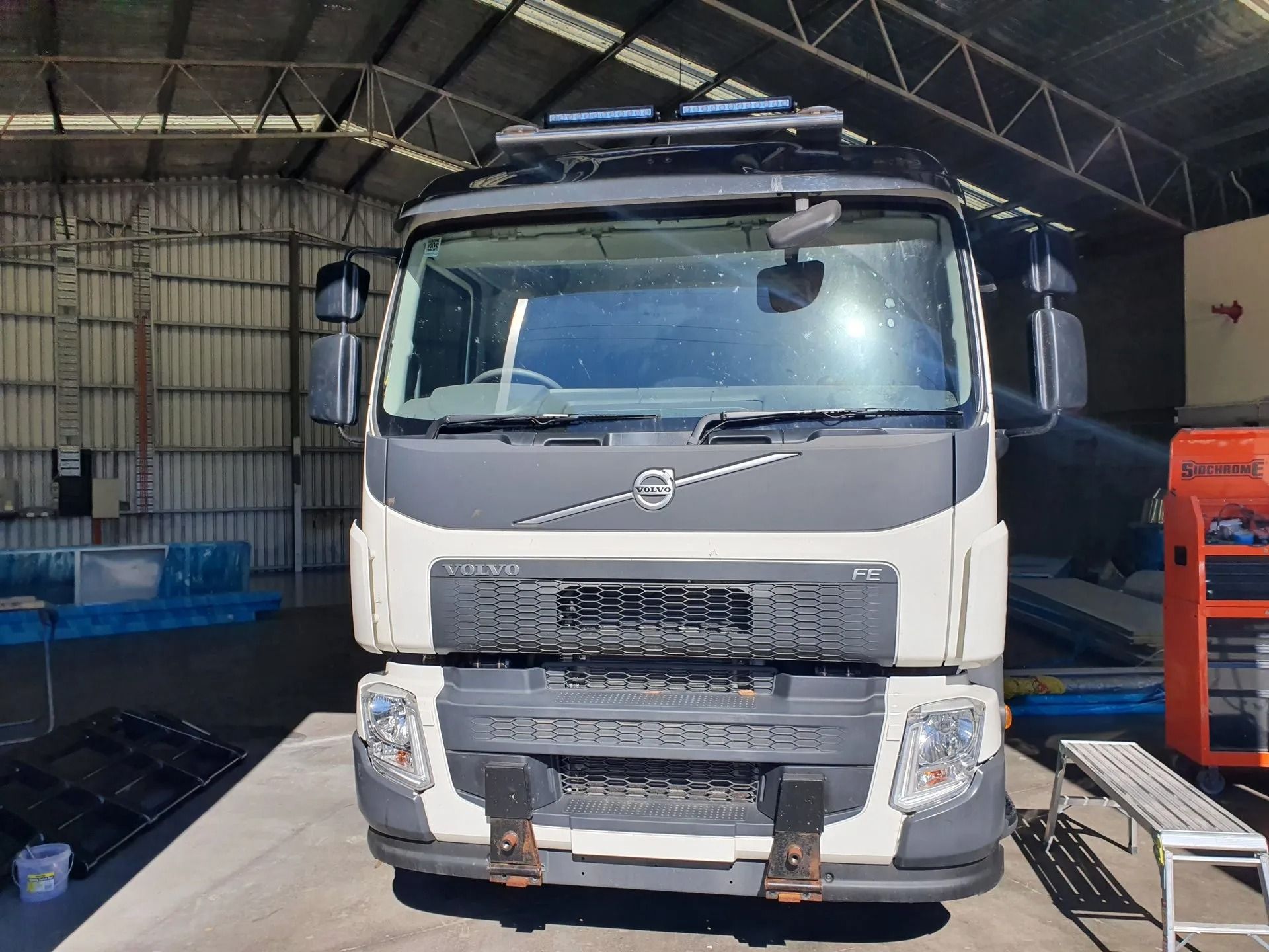 Truck ready to be repaired  — Castledine's Truck Painting & Repairs in Fountaindale, NSW