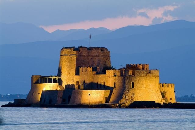 Private day trip from Athens to Corinth Canal, Mycenae, Epidaurus and Nafplio