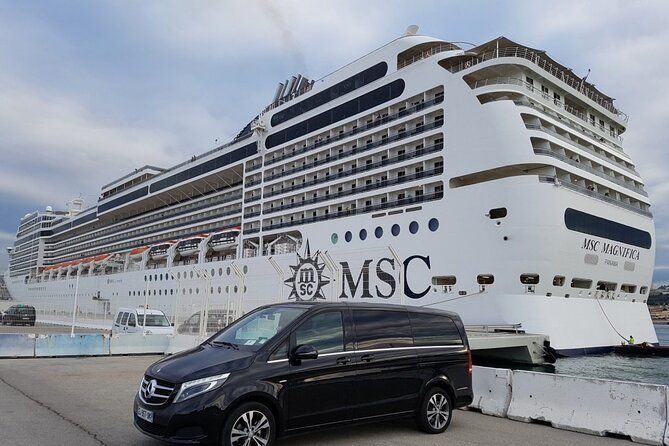 Private transfer from Athens Airport to Piraeus Port